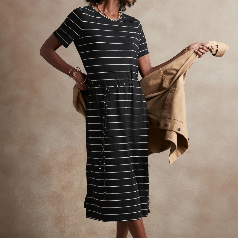 Banana Republic Tshirt midi dress